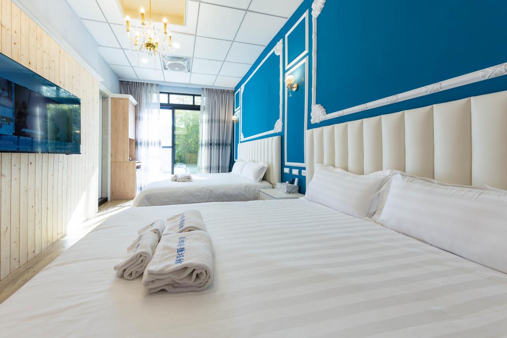 Ez Stay Yancheng Kaohsiung Exterior photo
